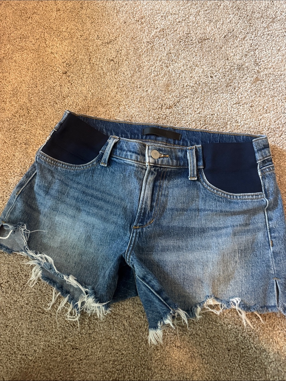 Joes Jeans the Ozzie 4" size 27 with panels for maternity wear (or not!)